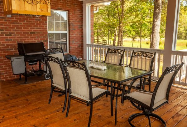 Cost of Residential Deck Installation in Belleville